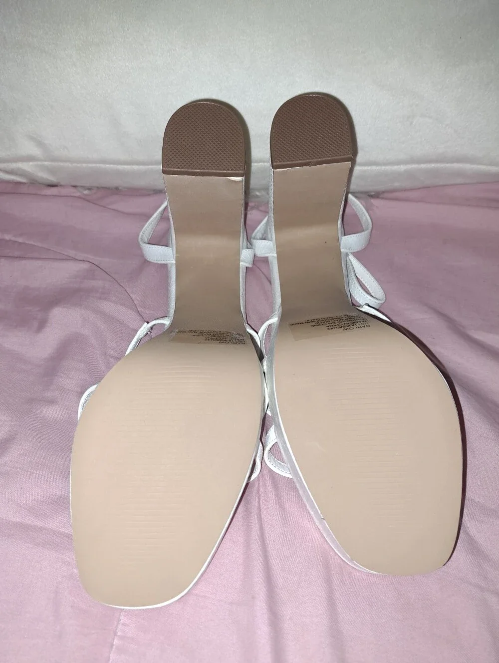 Shoe Dazzle White Strappy Block Heel Sandal